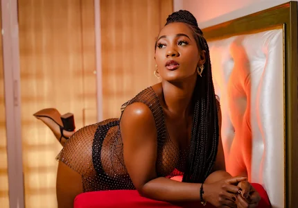 DiosaXsexy1: black looks very good on me ( 4 фото)