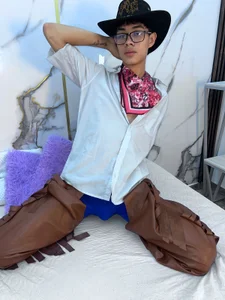 Your favorite cowboy! 🤠 de Andrew16__Re  5 photos