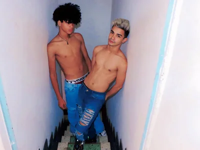 Violet_Dream2 nice nice boys Pic