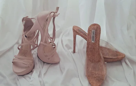 Anni_12 I'm sharing a little more about me off-camera. Foto 2