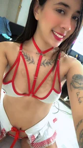 ElectraRhodes1 is your cock sick? Immagine  3