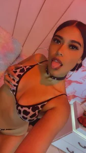 victoria_rosee1 Quiero muuuuucha leche 🐄🐄🐄 Billede
