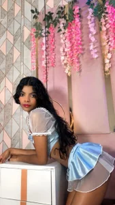 BriannaRoses: come and enjoy my sensuality 💜💜 ( 3 фото)