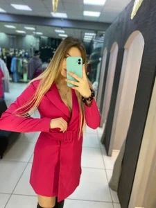 JanetJennings fashion show Gambar 3