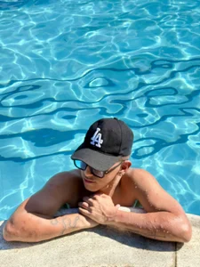 adrik_cano__ In the pool Hình 2