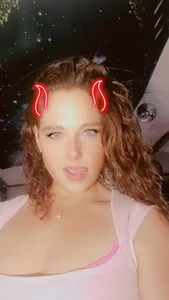 LexiSkye94 Public Immagine  4