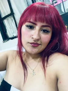 mia_rodriguez_t Public Pic 3