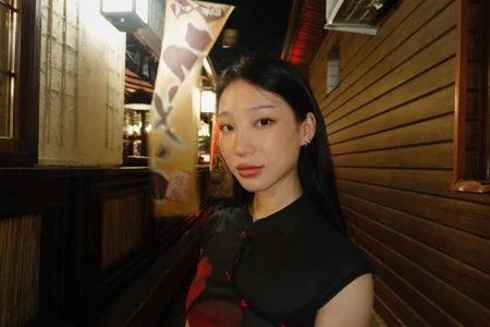 LezlieGreet Public Pic 2