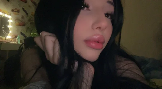 DianaRayyy Public slika 3