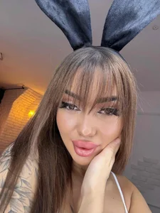 SashaFerrera Naughty Bunny😏🔥 Poză 5