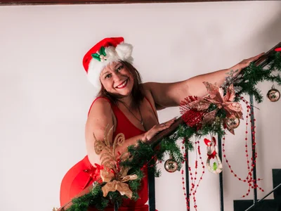 Cheryl_JONES merry christmas 🎄 Pic 2