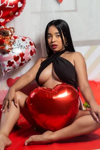 Amira_Falak San Valentín 사진