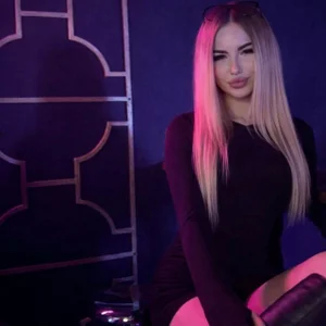 Zdjęcia Lorenziaa My Blonde Past:  2