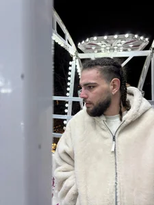 KaneHunter: Public ( фото)