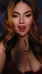 becca_diamond I can become love in the shadows Pic 4