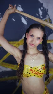 sexy builder de EmmaPetty  3 photos