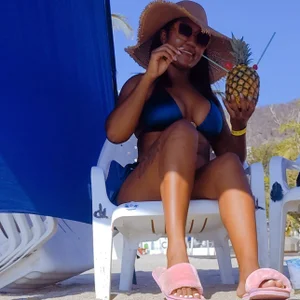 sweet_temptation89 Photos on the beach Pic