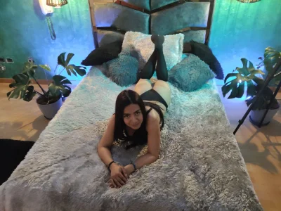 shairabrunette Public Pic 4