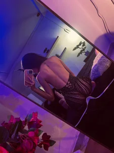 Tiffany_yu Blue sexy 💙🔥 slika 3