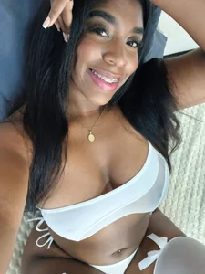 KloheCurvy 😇😇😇 Immagine  2