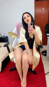 TamaraCliinton Public  2. fénykép