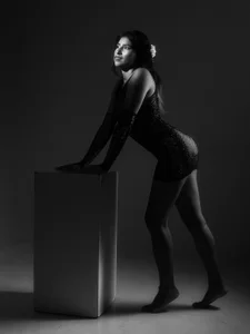 Pleassing_neighbour pleasure and elegance Pic