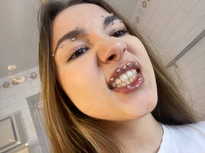 LeenaPuita How do you like my style? Pic 2