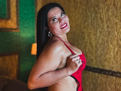 Agata_Jade kullanıcısının Sexy and Horny mommy albümü -  fotoğraf