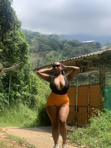 StaceyGraves_ yesterday's photos Pic 2