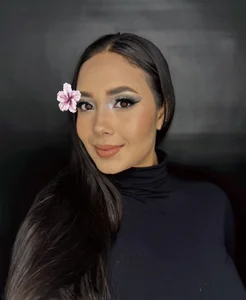 Violetta_rose_ I'm violetta 😉💜 Gambar