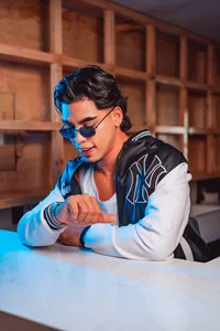 Ken-boy_ Ancient Lights, Eternal Wishes 💡🕰️ зображення 3