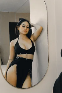 emma_white_01のPublicの 4枚の写真