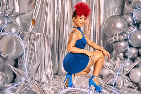 RubyRossel 2025 Glow Begins 圖片 3