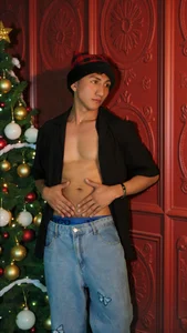 oliver_mr_A gift that doesn't fit under the tree Bild 8