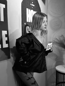 EveBensonX 🖤HOT SALE🖤 Pic 5