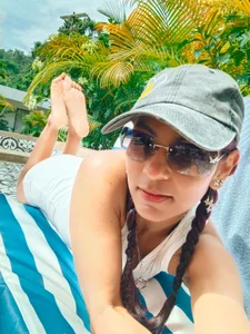 HannaPetit In search of small paradises ... 🌴 Pic 2