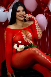 Layla-daring Valentine's Day 😈🌹🎀 Hình 4