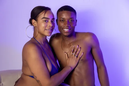 BoobiesyDickie kullanıcısının WE WERE AT A PHOTOSHOOT AND THE BEST PART WAS OUR CHEMISTRY AND OUR DESIRE TO GET NAKED 😈🥵 albümü -  9 fotoğraf