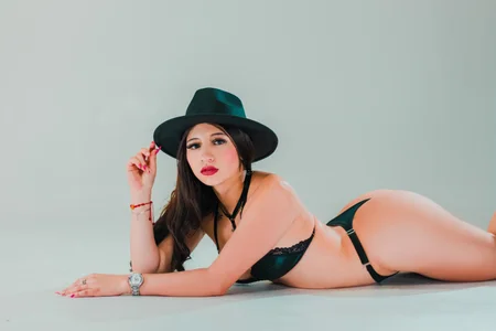 Aixaa_charles Public Pic 9