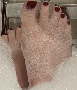 bustymilf41 Public Pic 5