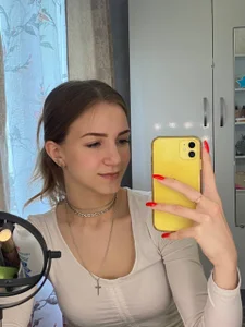 ArielPerriy's photo