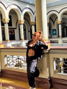 I go crazy just thinking about running my lips over every centimeter of your body. de Amber_Martins_ Foto