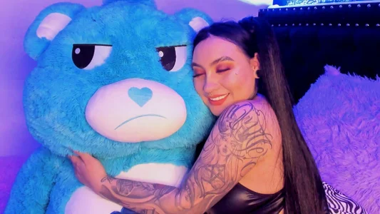 CloeeBeckam 🧸🤨 Pic 3