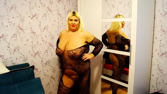 BigHornyBoobs me for you Immagine  5