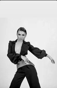 AlessiaCreed Just sneak peak Foto 3