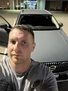 MrIsolated101 Public 사진 3