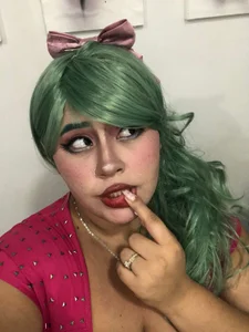 hi , i am bulma bby de ScarleGrace  9 photos