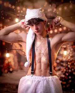 Luke_Howland Your favorite gift 🎁🎁 Foto 3