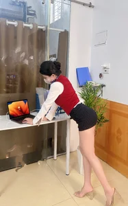 マイサ航空の客室乗務員, Mysa flight attendant de Mono-Stewardesss Foto 3