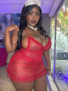 blaisysmith UR BOOBS QUEEN IS HERE 😈 รูป  4
